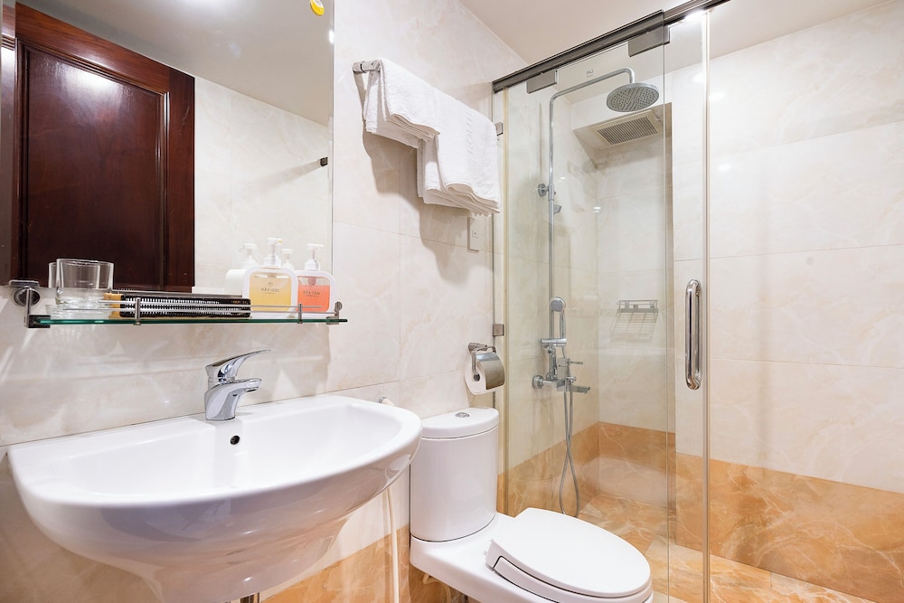Lucky Star Hotel Nguyen Trai 54/55