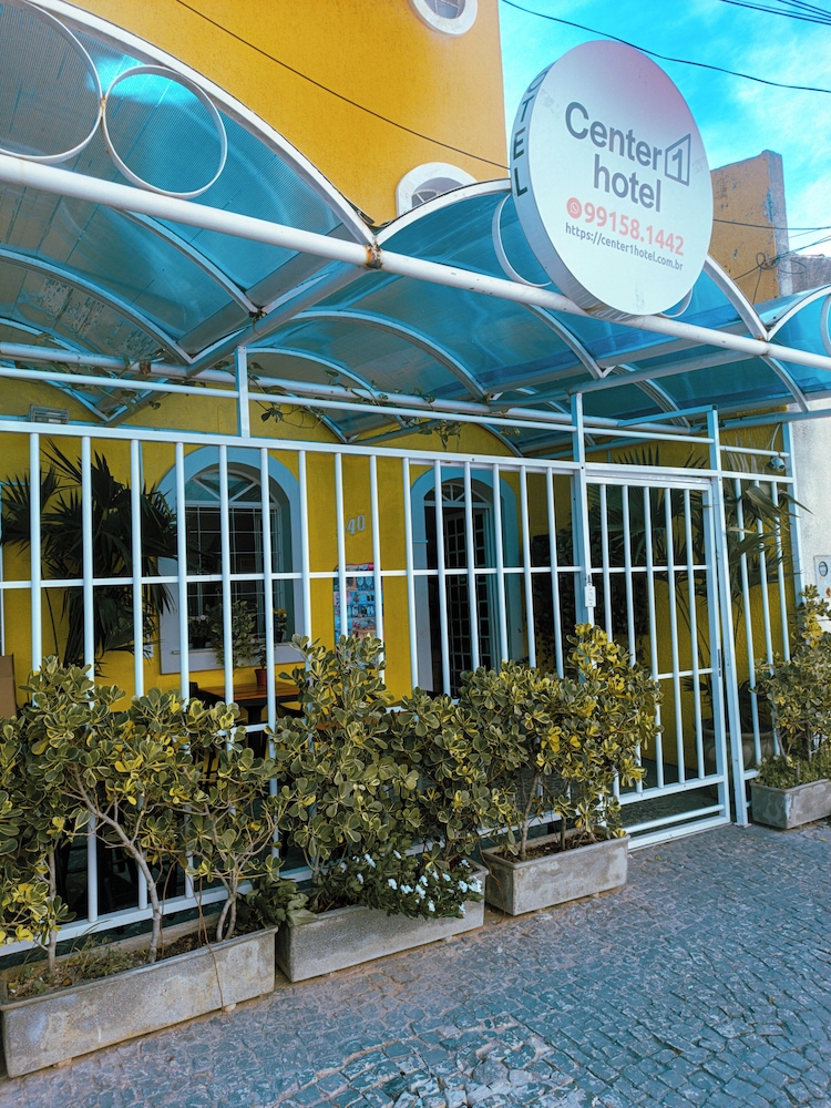 Center 1 Hotel 2/50