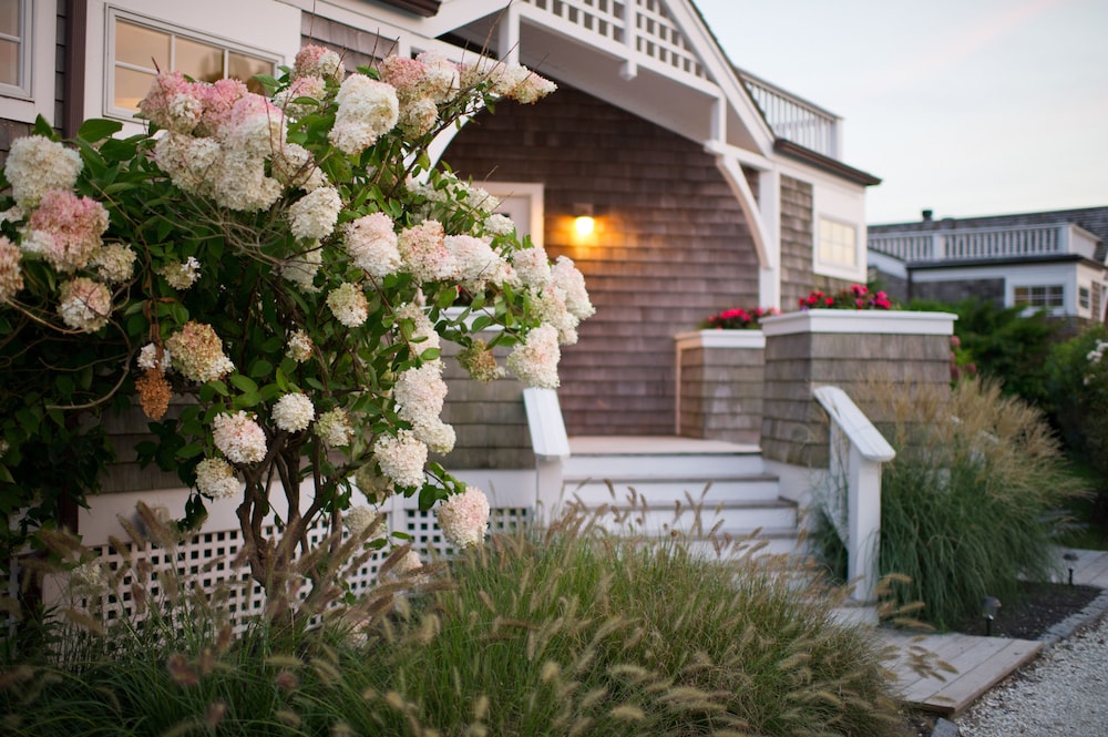 Castle Hill Inn 5/46