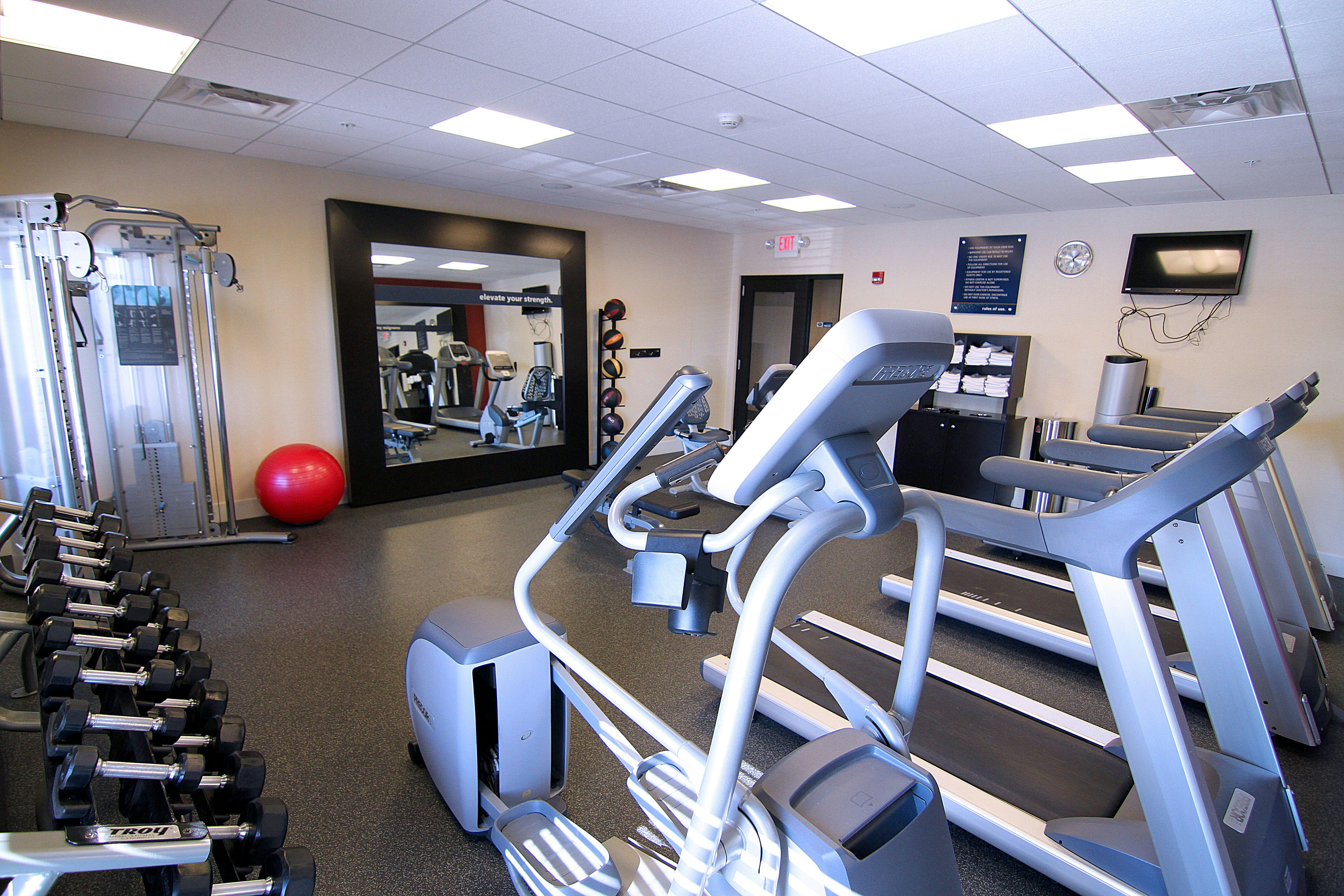 Hampton Inn And Suites Grand Forks 24/39