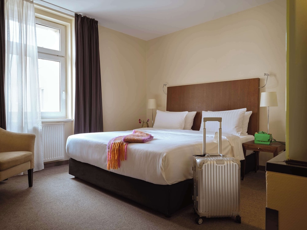 Plus, Superior, King Bed