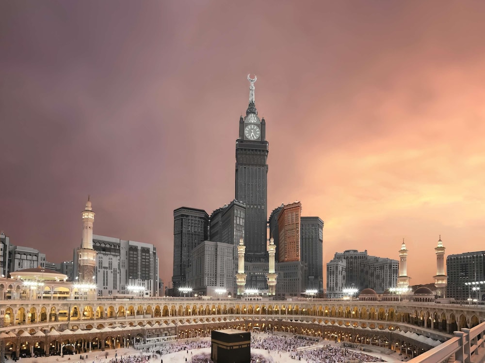 فندق قصر مكة رافلز(Raffles Makkah Palace) 69/73
