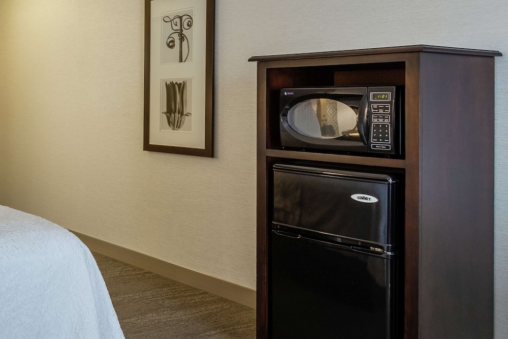Hampton Inn Suites Saratoga Springs Downtown 25/69