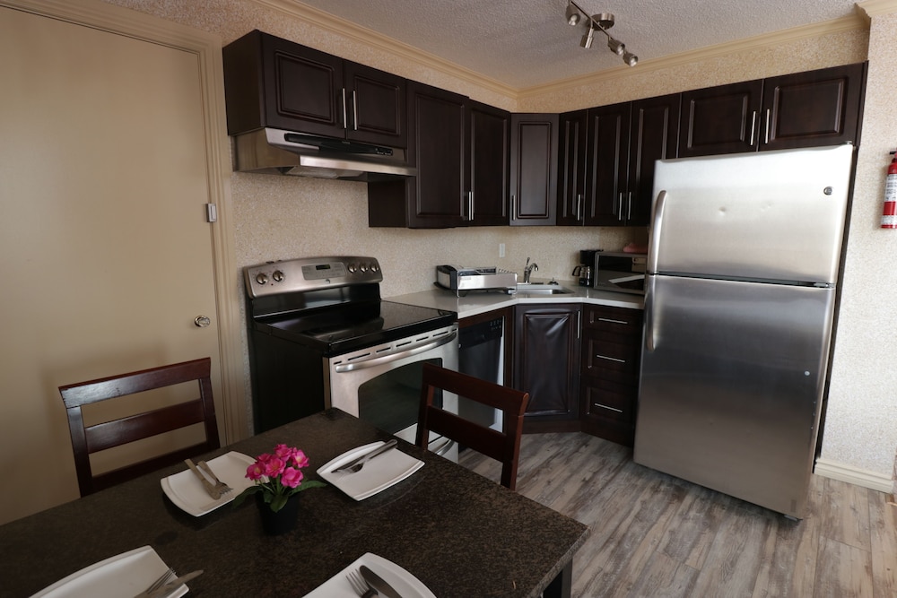 Divya Sutra Suites on Robson Downtown Vancouver 34/42