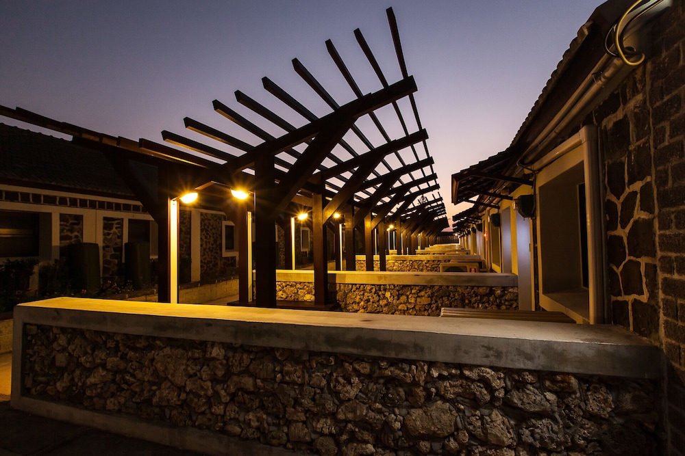 PENGHU BAY RESORT 24/45