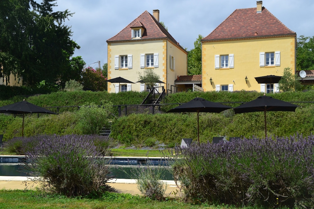 Chateau Les Merles 44/49