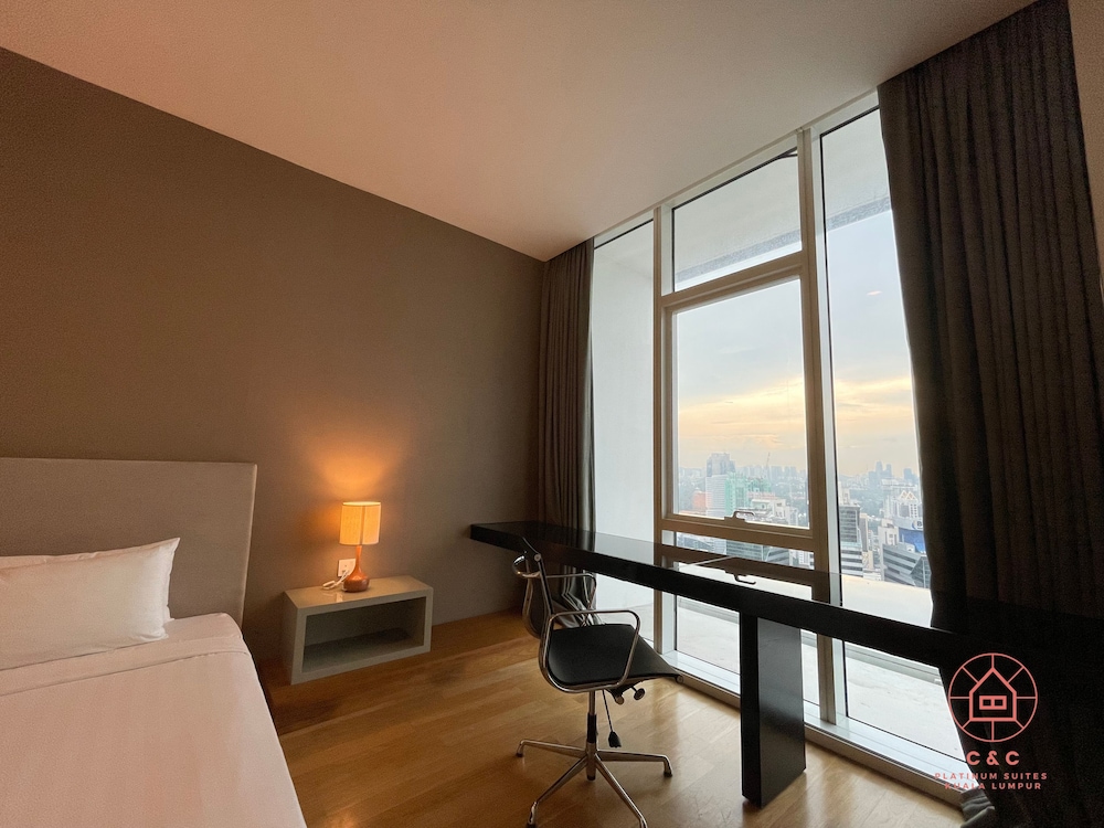 Platinum Service Suites KLCC 25/50