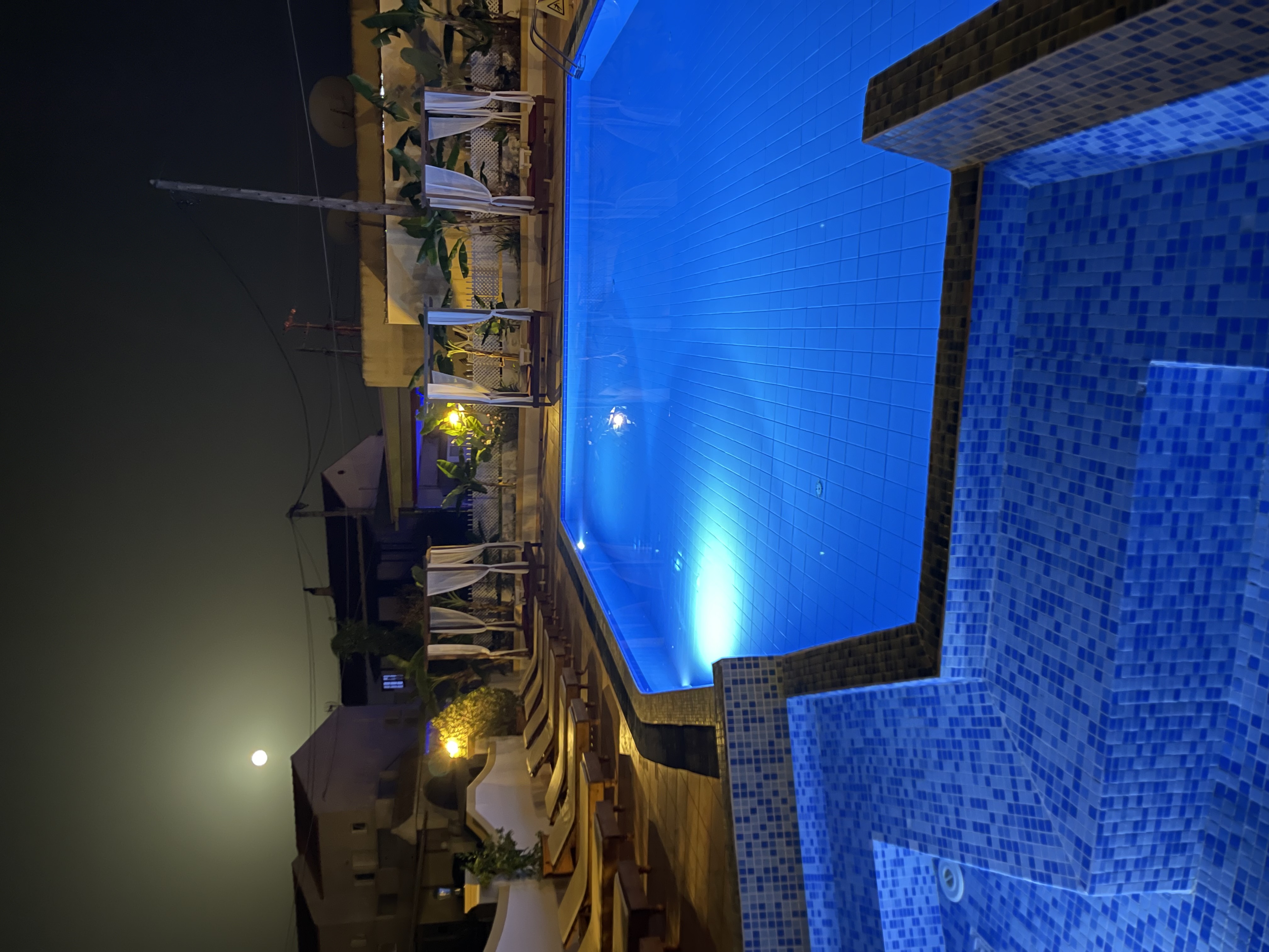 Oasis Beach Club 29/42