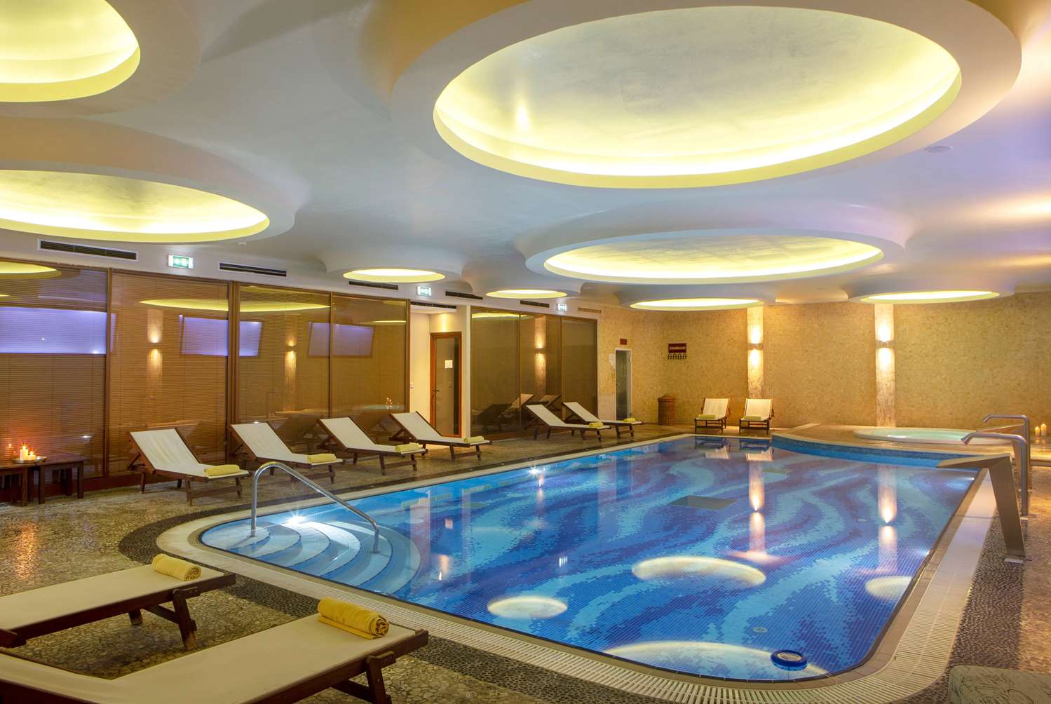 Ramada by Wyndham, Athens Club Attica Riviera 19/45