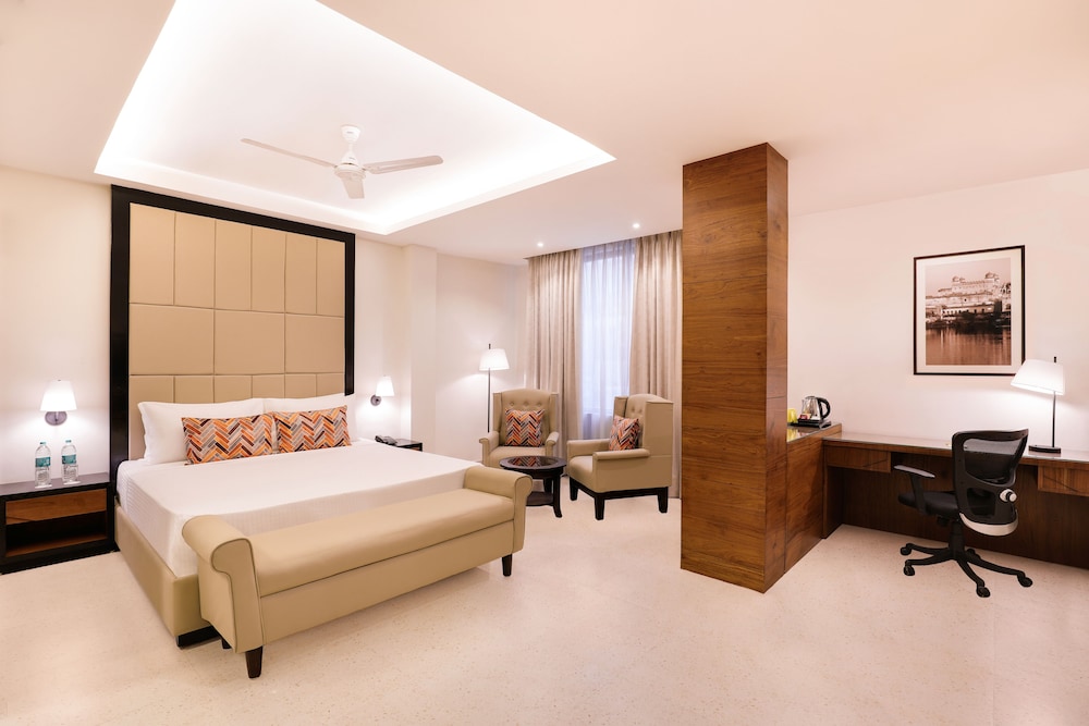 HOTEL SURENDRA VILAS 19/50