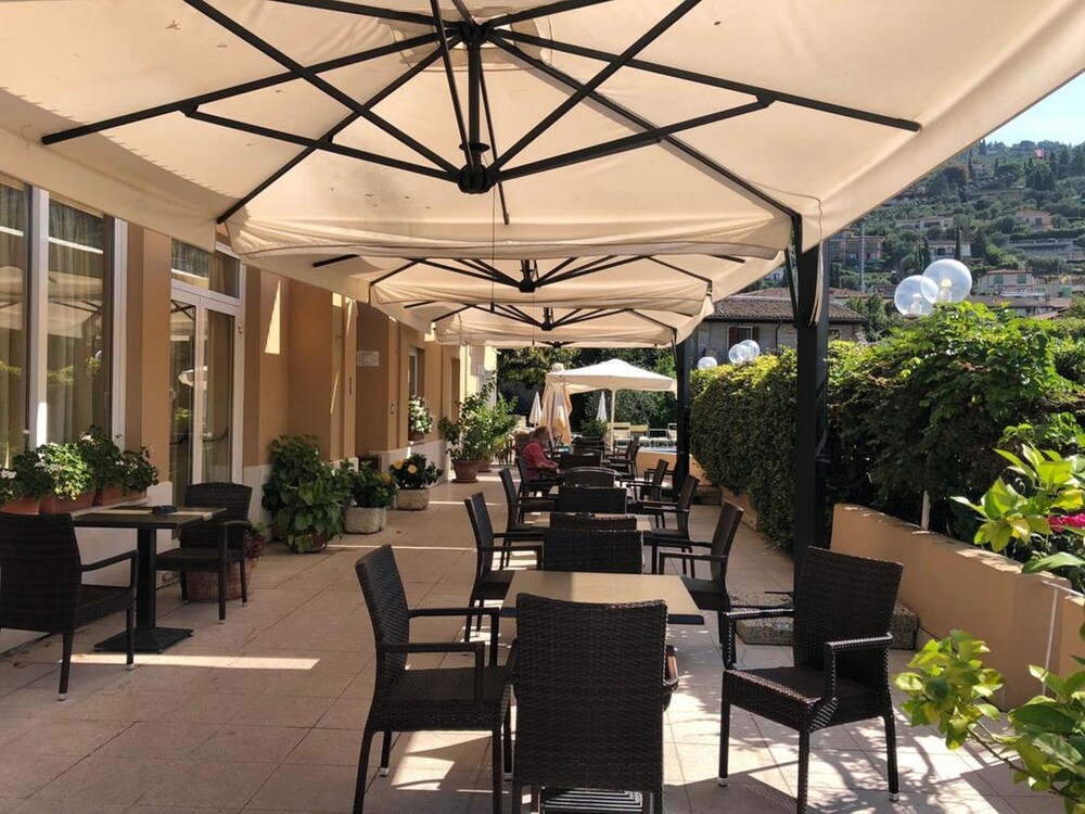 Hotel Romeo 40/47