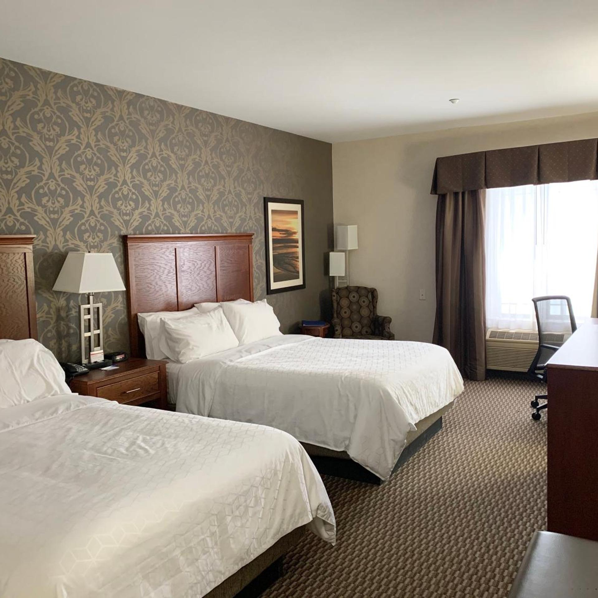 Standard, 2 Queen Beds, Extra Floor Space