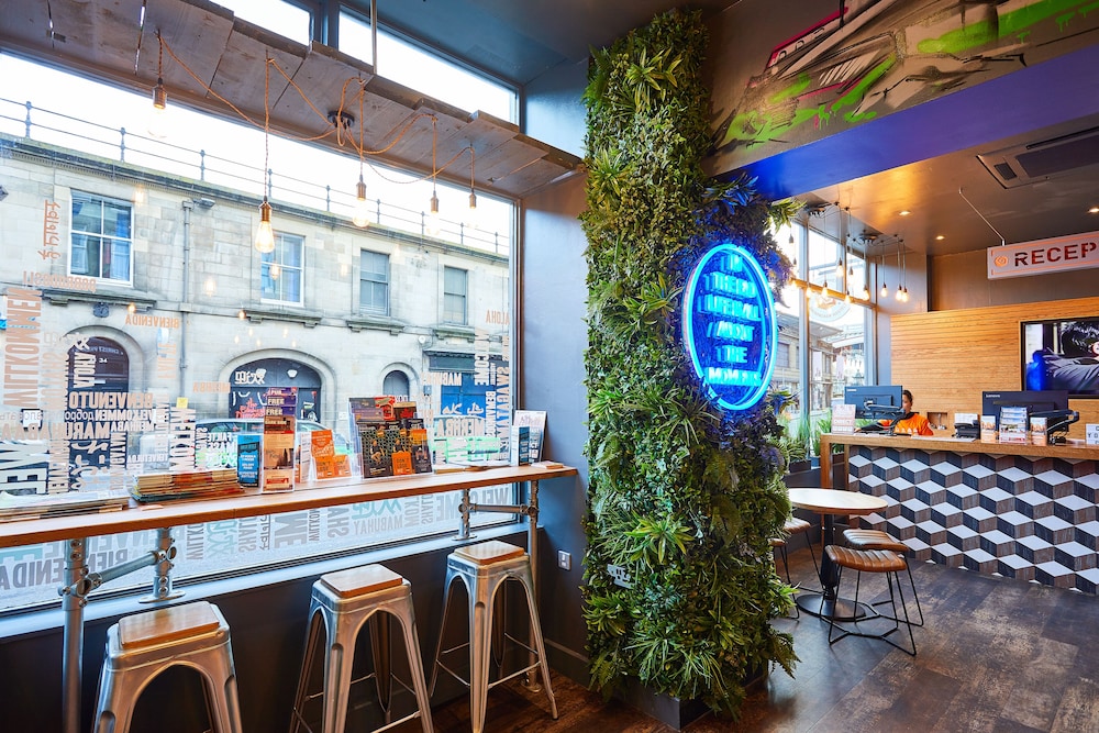 St Christopher S Inn Hostels 70/70