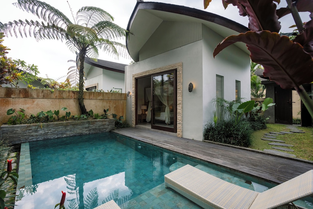 Daun Lebar Villas 44/50
