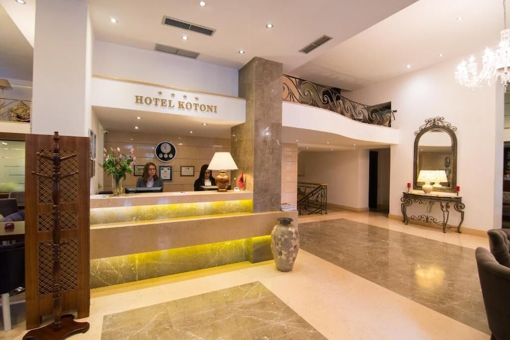 Lobby at Hotel Boutique Kotoni, TIRANA