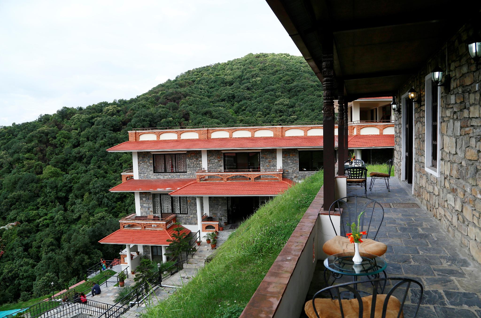 Pataleban Vineyard Resort 5/25