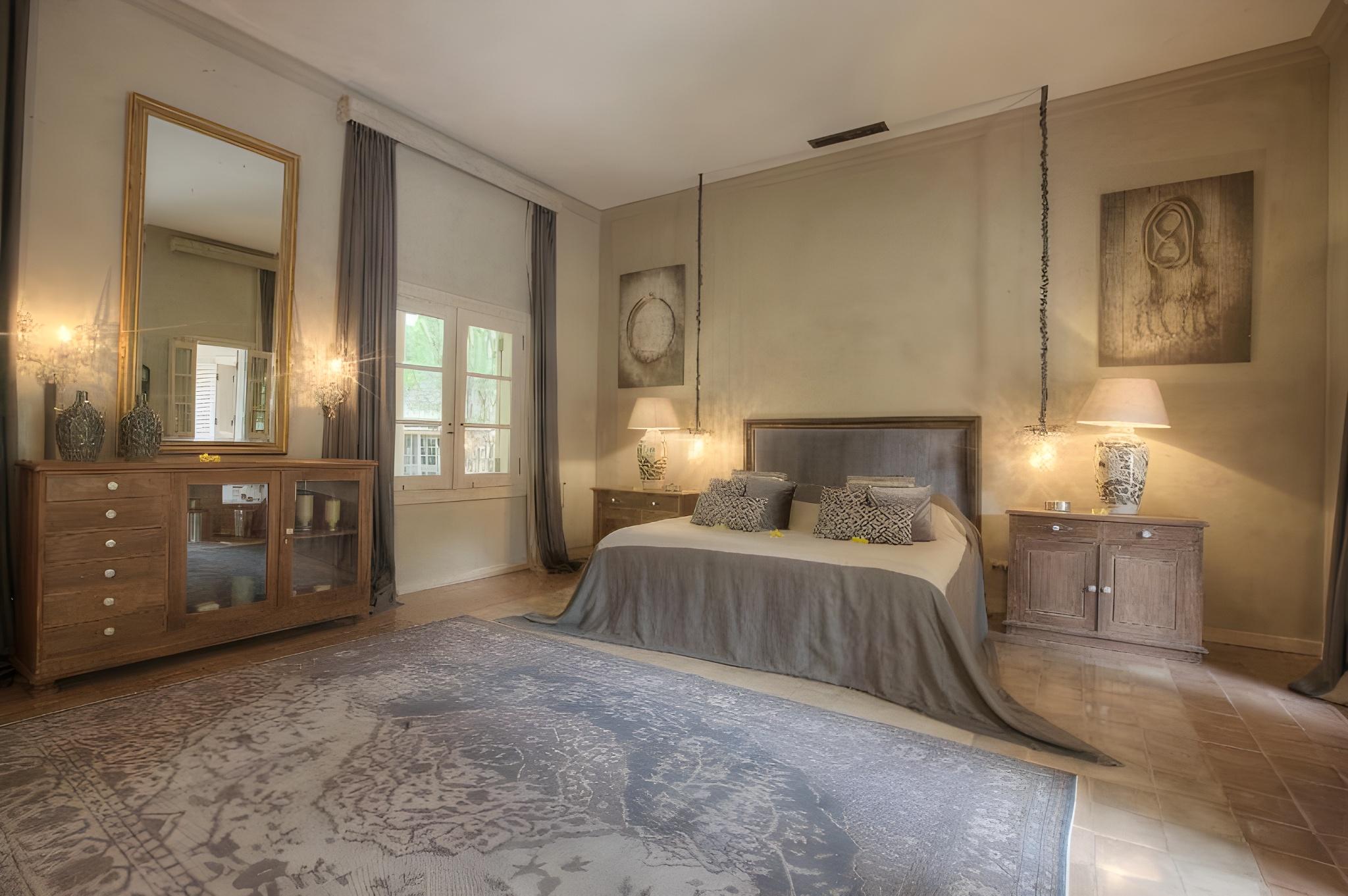 Master, Suite
