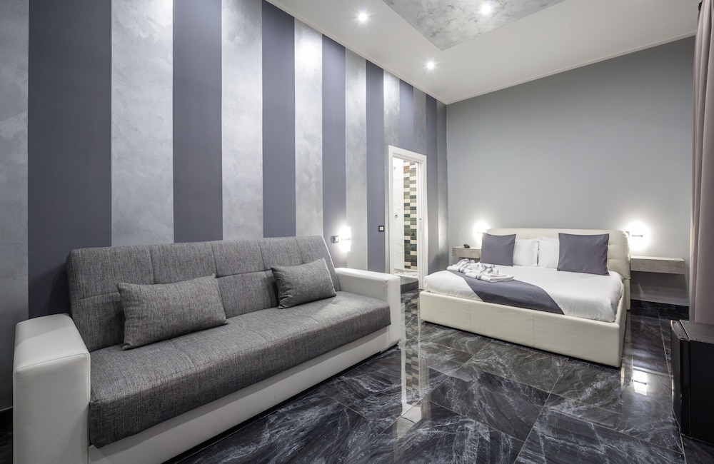 Hotel Bella Napoli Suites 52/67