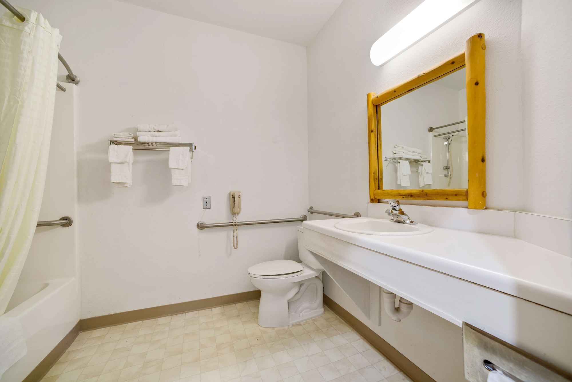 غرفة أساسية بسريرين كوين لذوي الإعاقة، Knights Inn New Florence 8/10