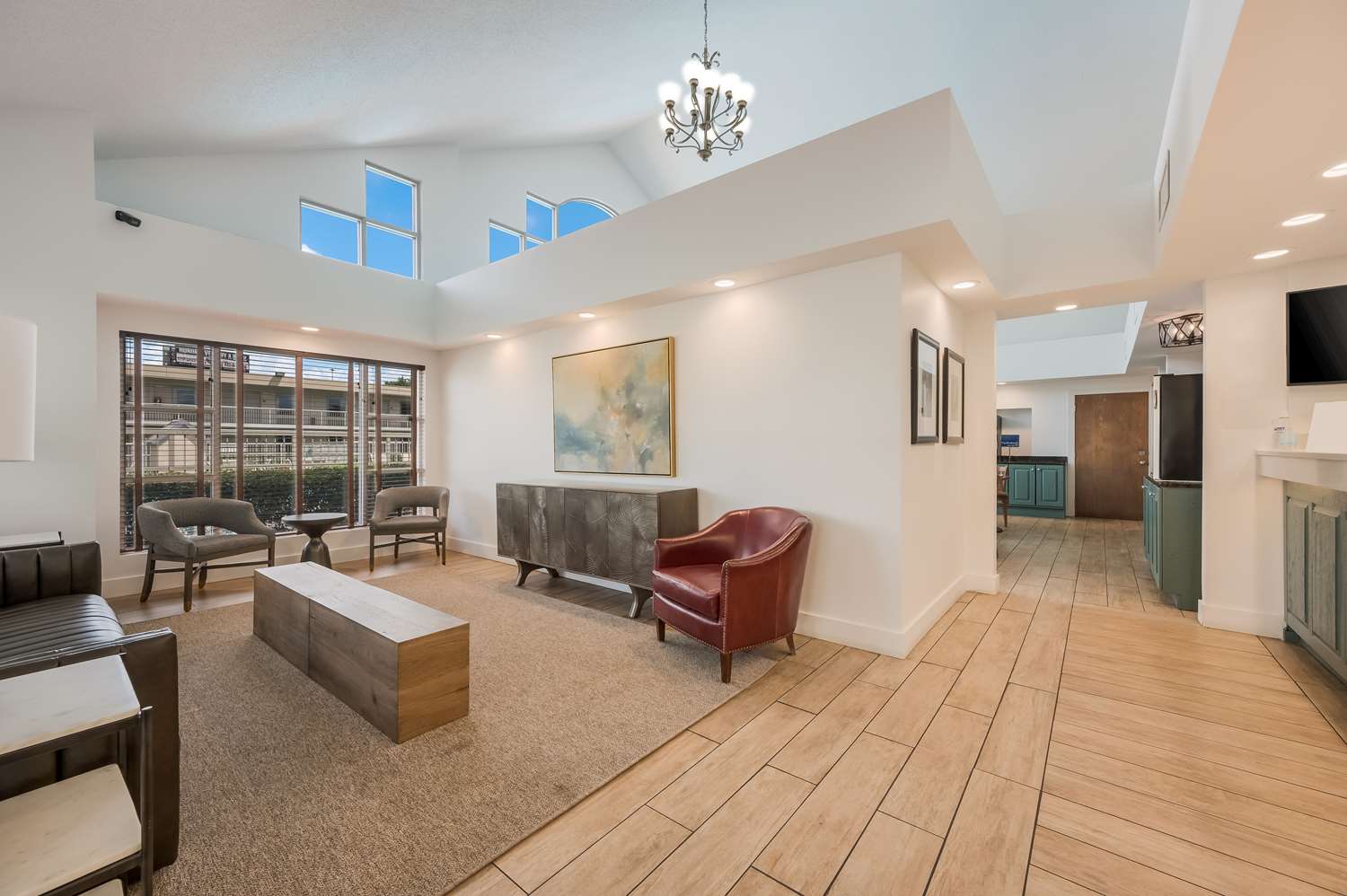 Best Western University Inn 24/42