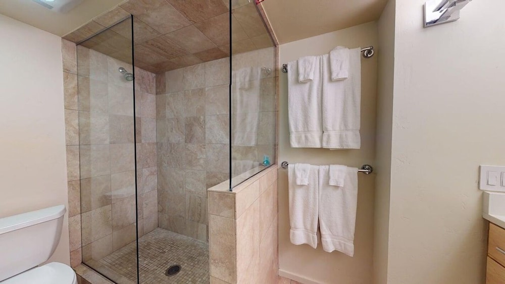1 Bedroom, Condo, Aspenwood, King Bed, Sofa