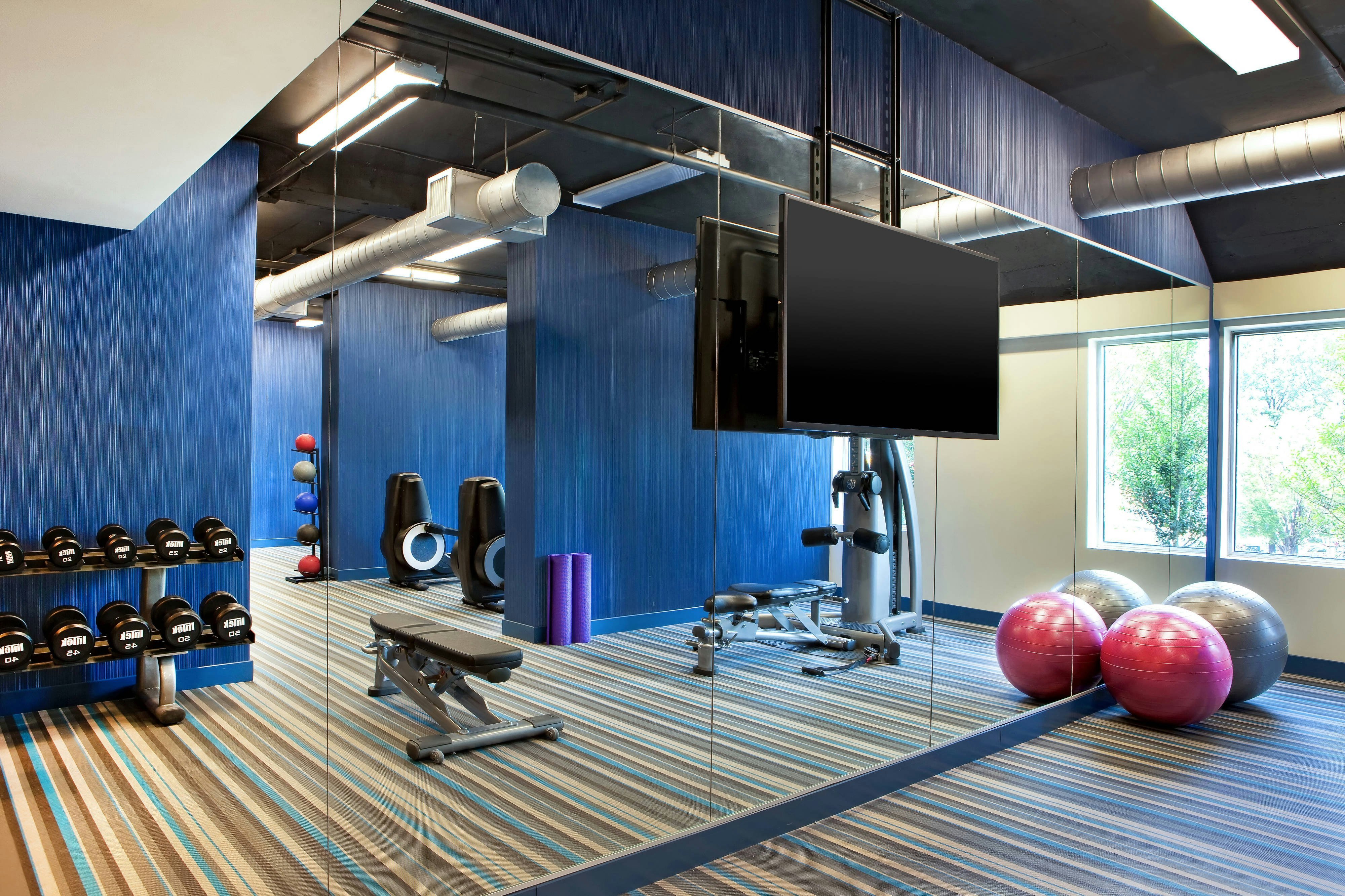 Aloft Atlanta Downtown 6/8