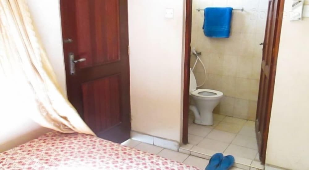Panaroma Gardens Hotel Mombasa 17/17