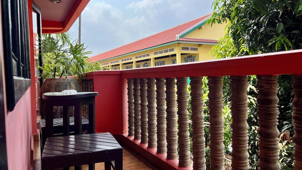 Golden Butterfly Villa 1/50