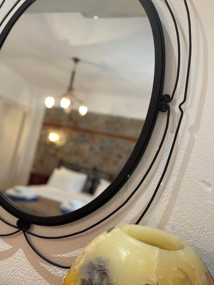 SKIATHOS ISLAND SUITES 21/50