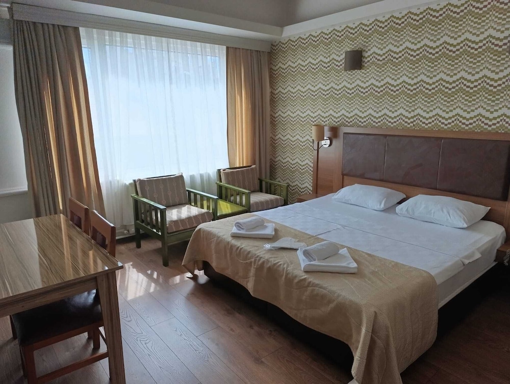 GRAND AS HOTEL 19/64