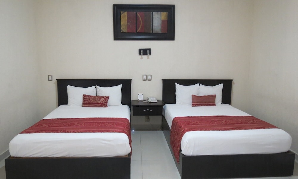 Hotel Madrid Tuxtla 16/50