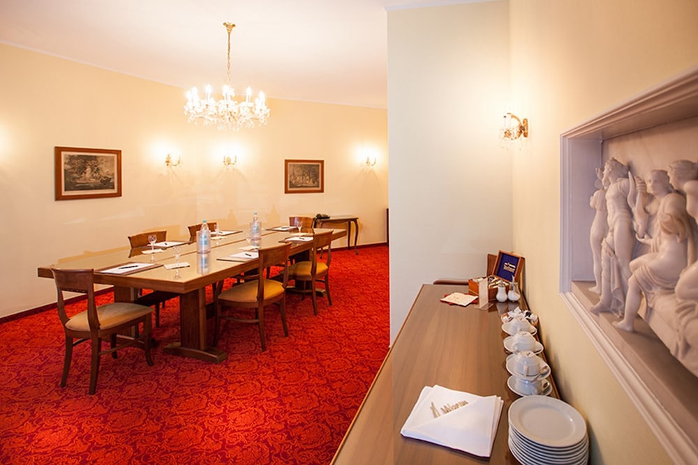Centro National Frankfurt, Trademark Collection by Wyndham 17/34