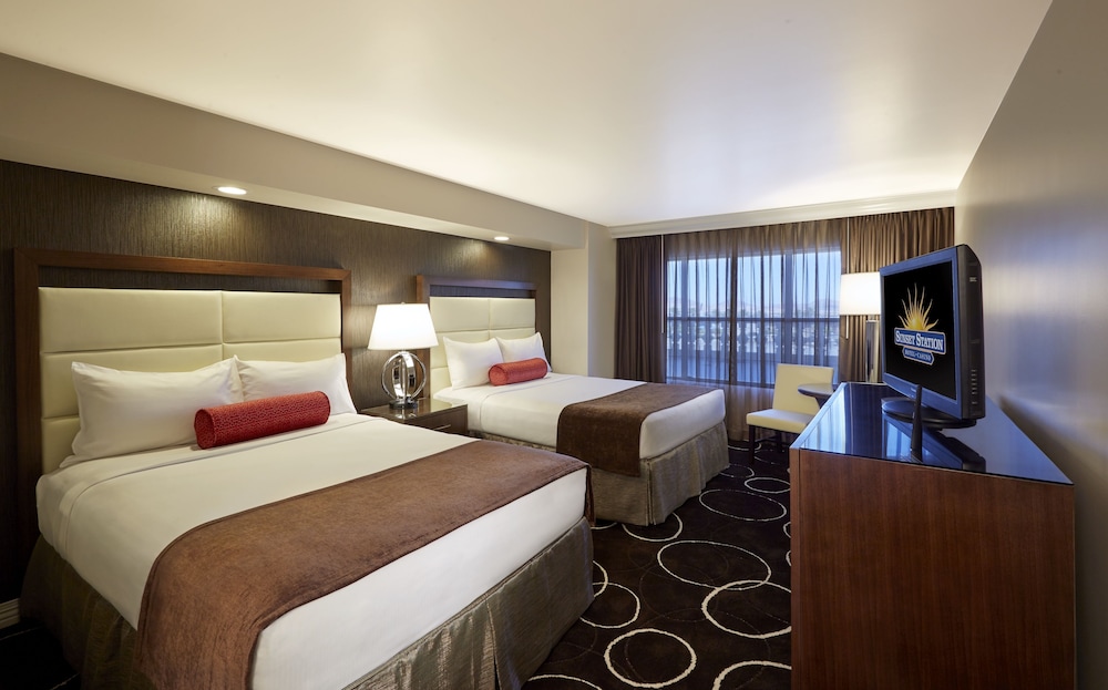 Sunset Station Hotel and Casino 18/80