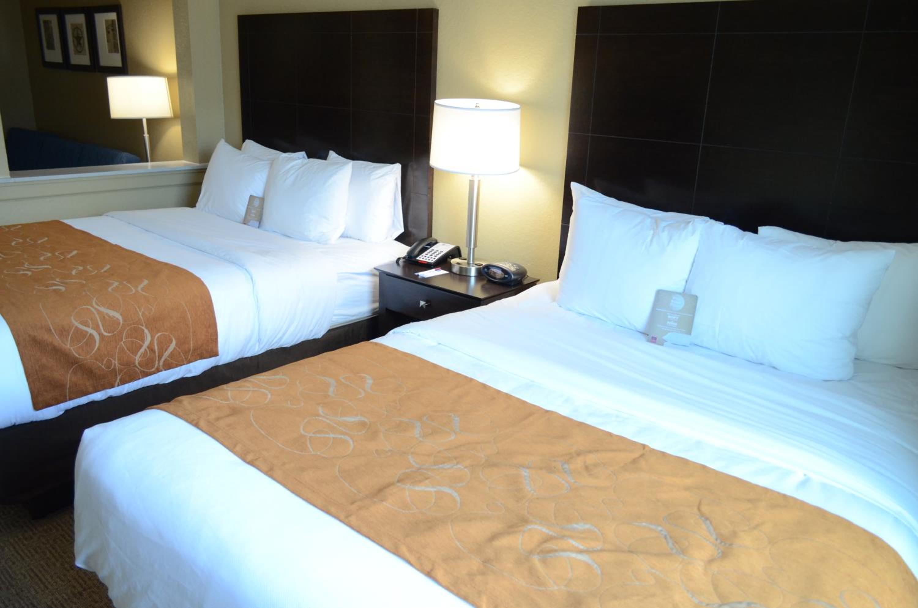 SUITE, 2 QUEEN BEDS, ACCESSIBLE