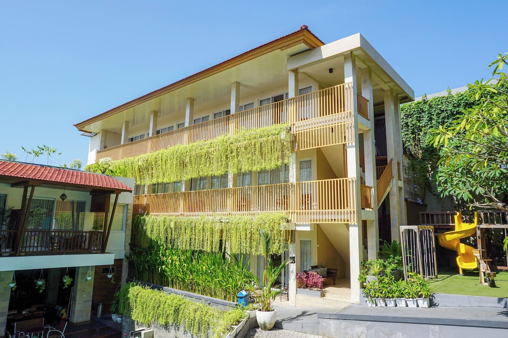 Graha Socio Hotel 3/56