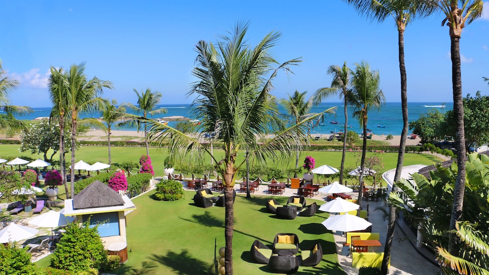 HOLIDAY INN RESORT BARUNA BALI 68/78