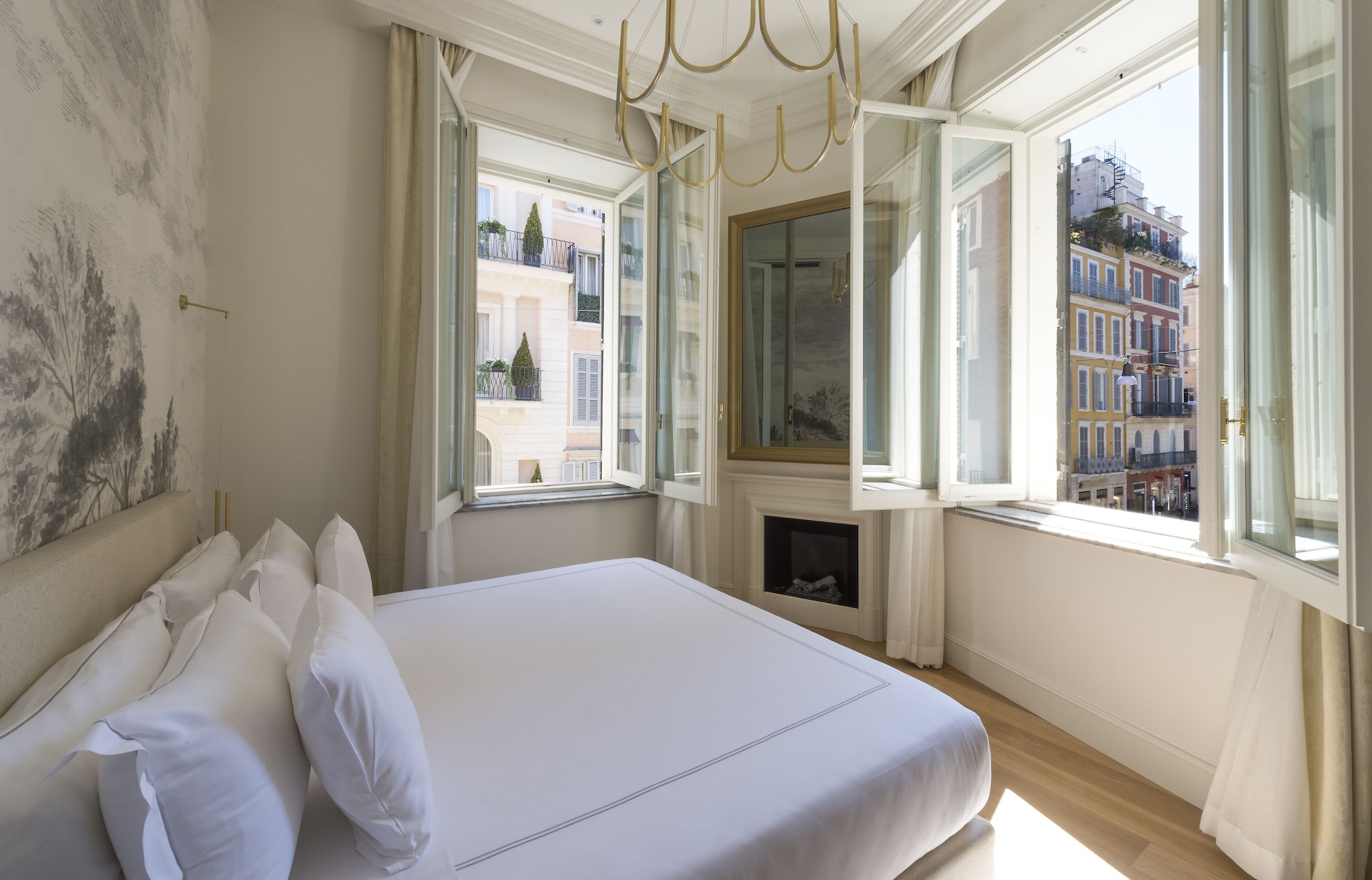 SPA, SUITE, CORNER
