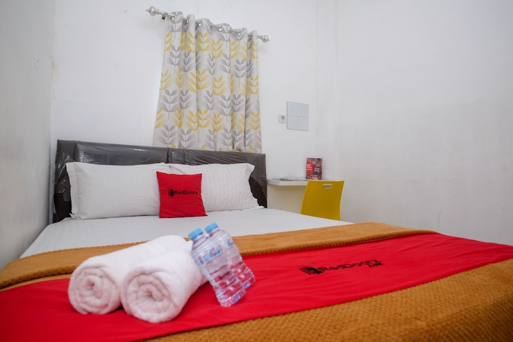 Reddoorz Near Politeknik Manado 9/30