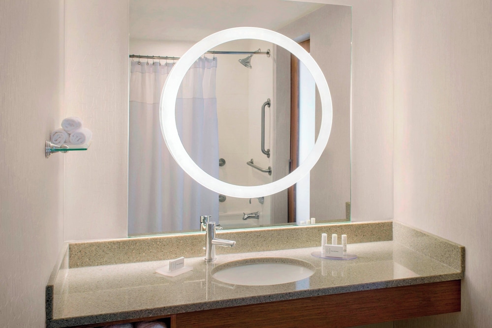 Springhill Suites By Marriott Long Island Brookhaven 20/21