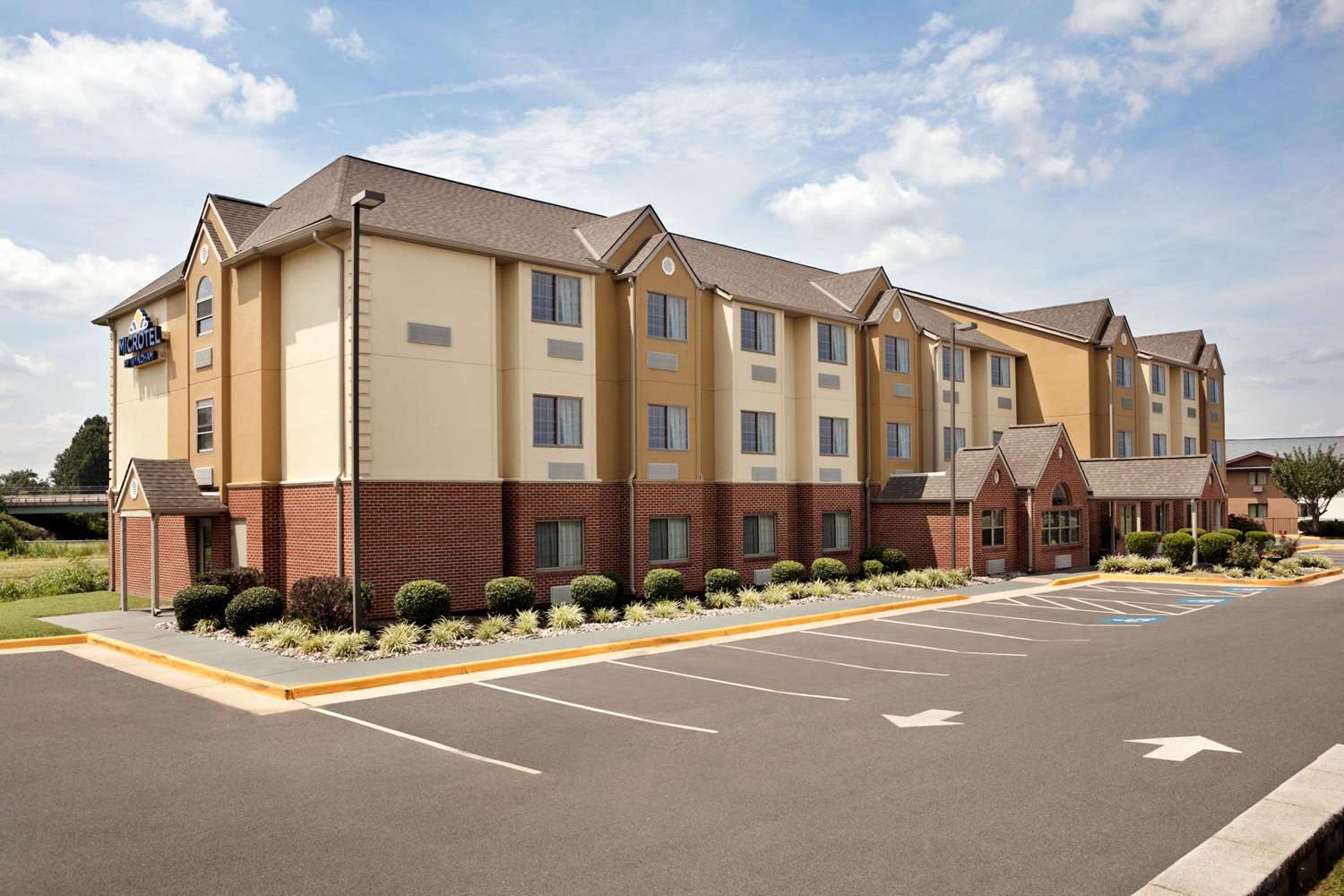 Microtel Inn And Suites By Wyndham Culpeper 24/29