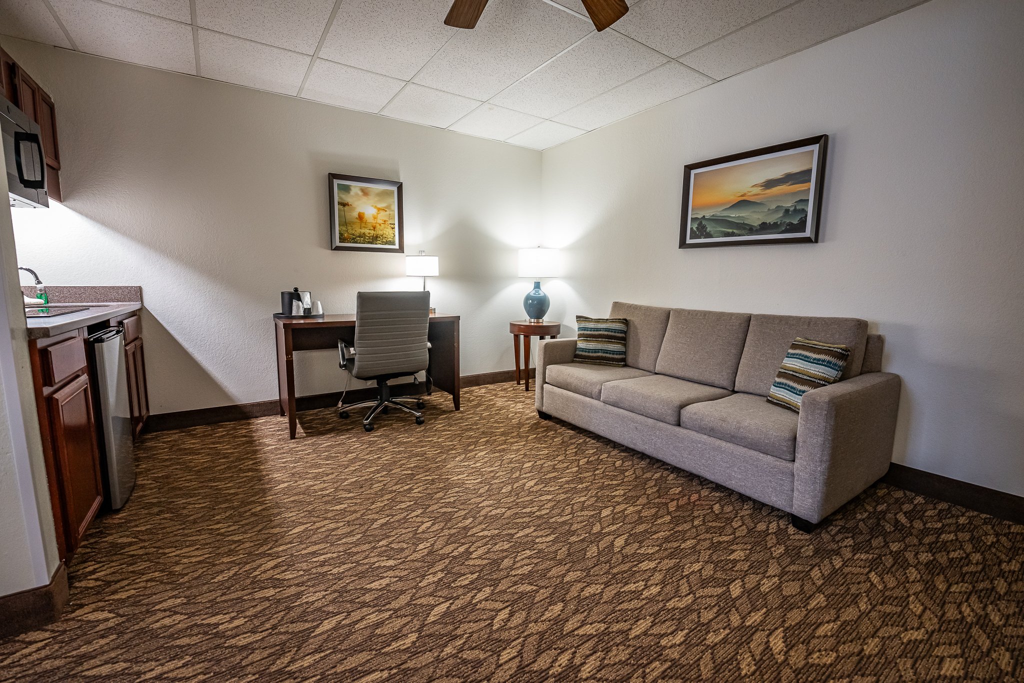 Christopher Inn and Suites 25/39