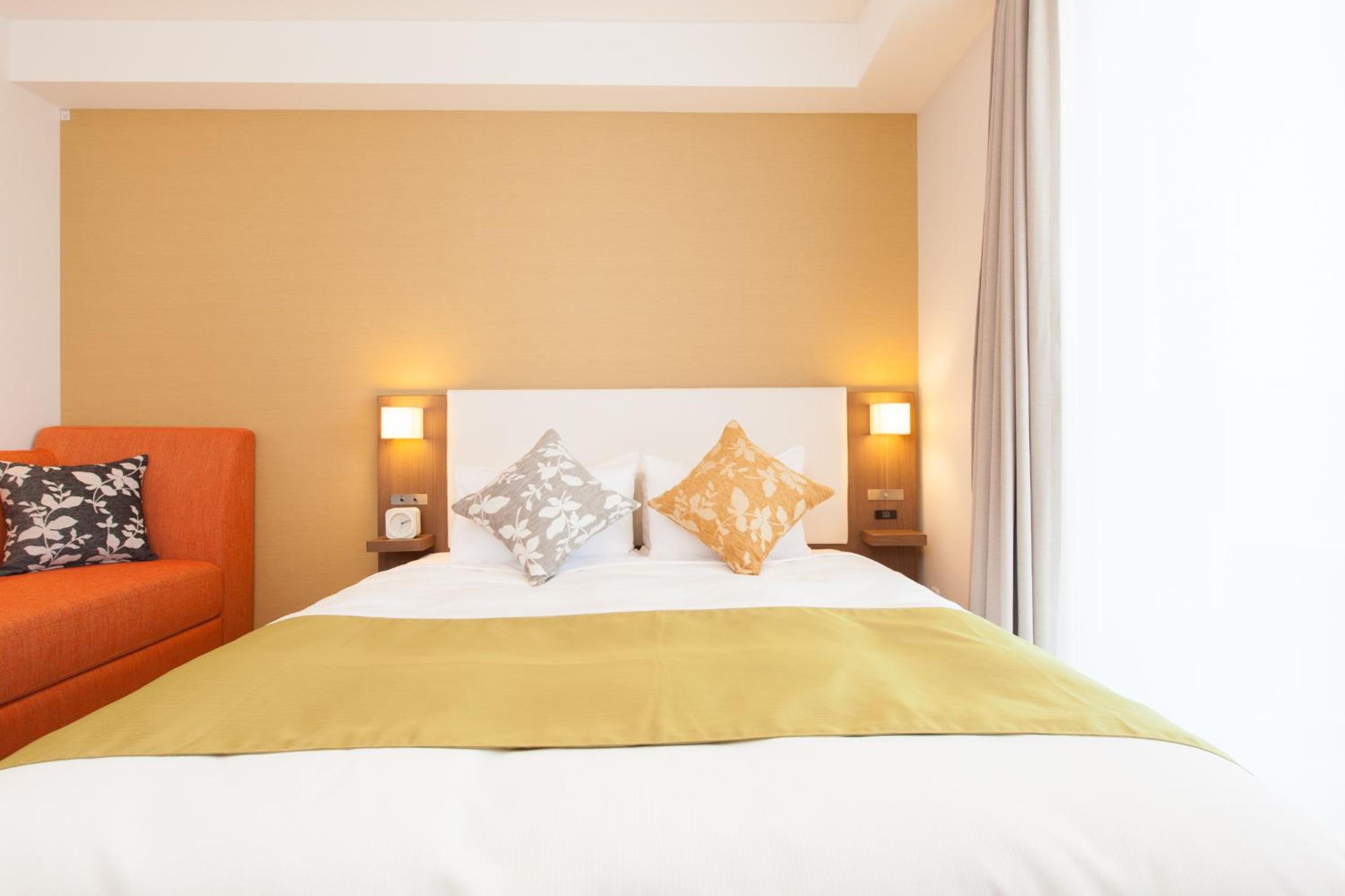COMFORT, DOUBLE BED, LAUNDRY, KITCHENETTE