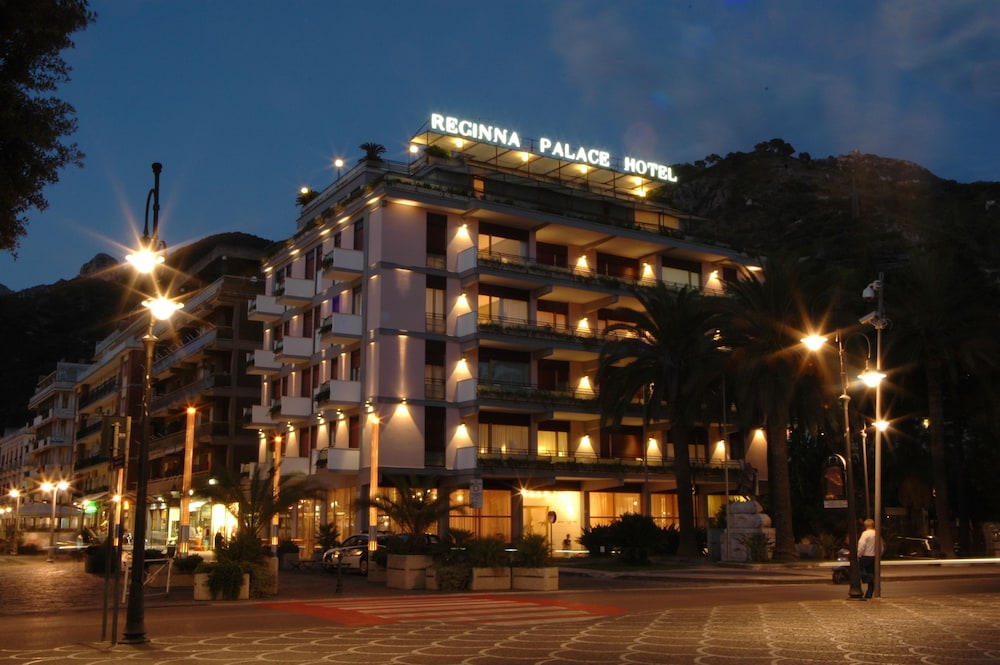 Reginna Palace in MAIORI