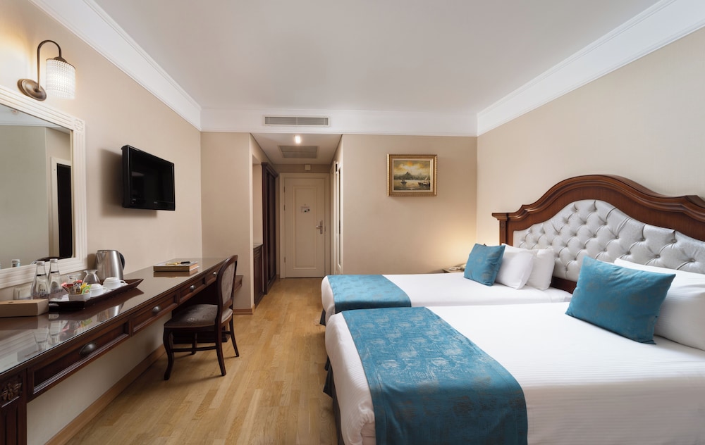 SUPERIOR, TWIN BEDS