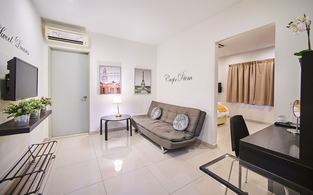V Hotel Pudu Kuala Lumpur 20/22