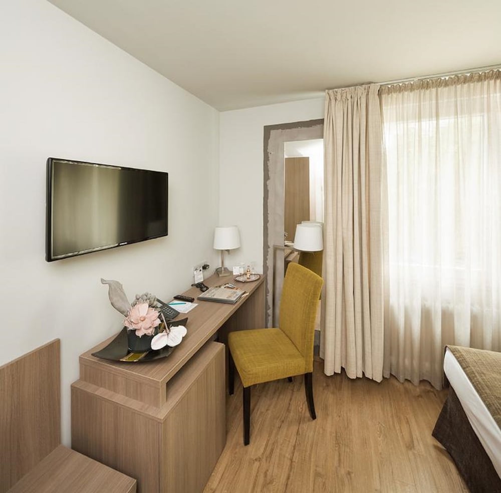 Art Hotel Aachen 38/41
