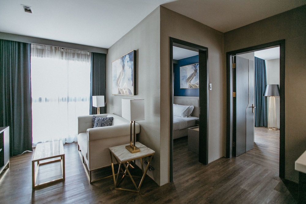 Pvl Suites 20/33