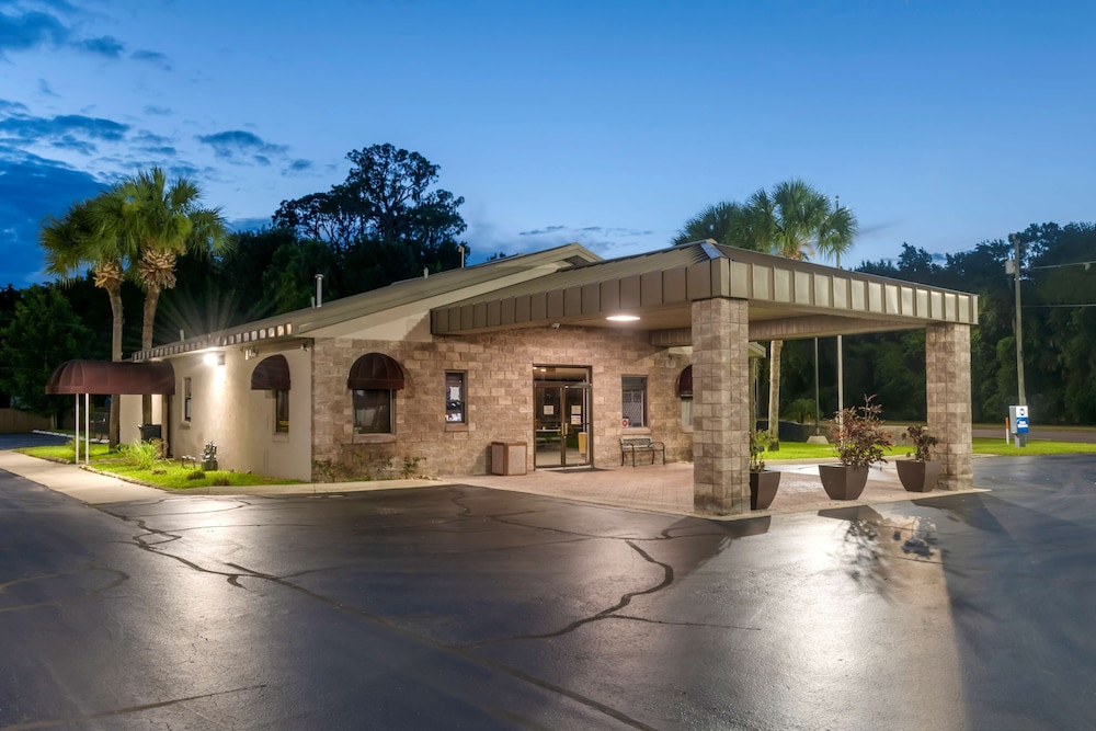 Best Western Inn of Palatka 1/38