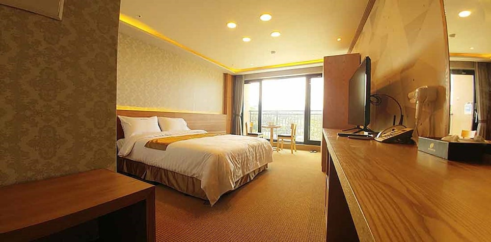 Yangyang International Airport Hotel 24/48