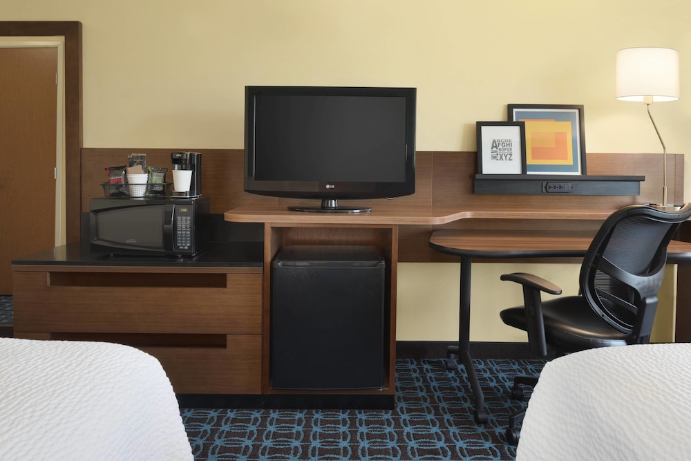 Fairfield Inn & Suites Hartford Manchester 27/29